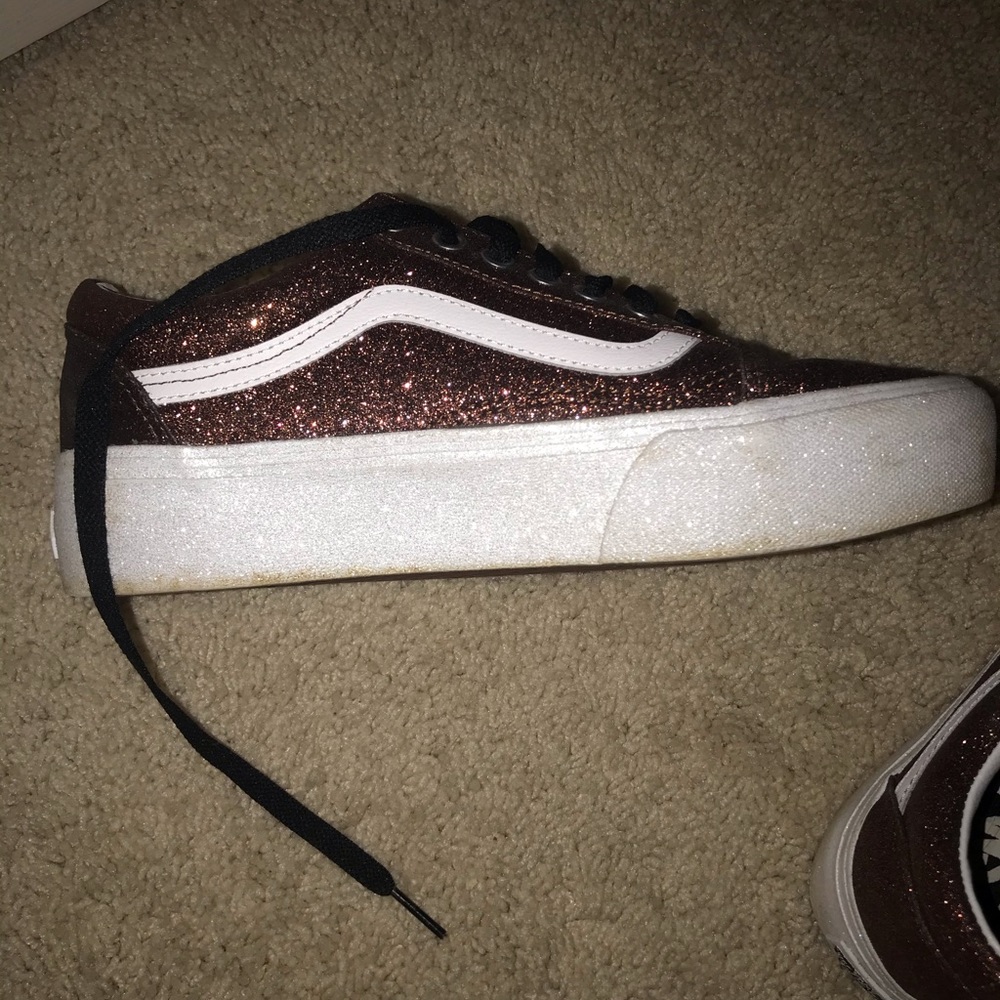 Women size 9 Vans - Picture 3 of 7